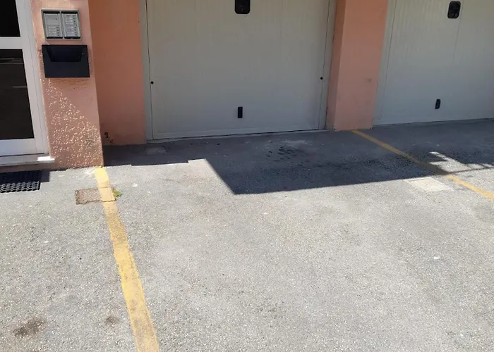 Blu Mare Loft - 10 Min Fiera - Parcheggio Privato -wifi Διαμέρισμα