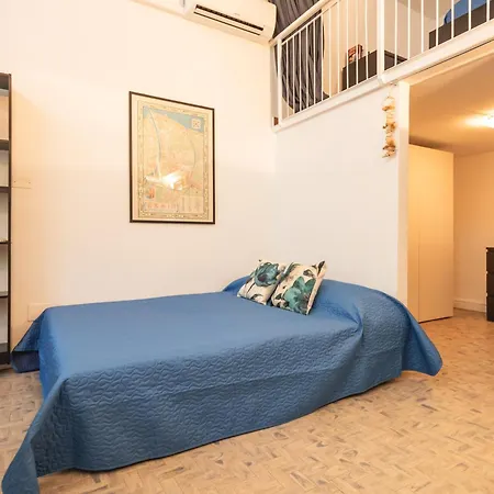 Appartamento Blu Mare Loft - 10 Min Fiera - Parcheggio Privato *